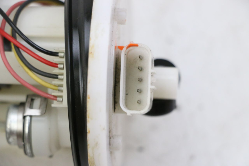 photo de KRAFTSTOFFPUMPE HONDA PES PS I 125 (2006 - 2012) - Details der Befestigungspunkte