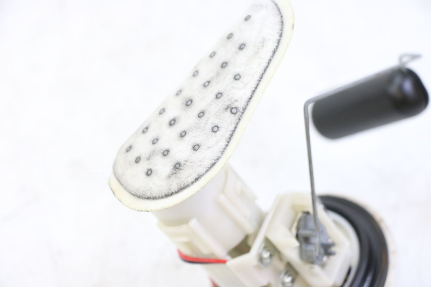 photo de KRAFTSTOFFPUMPE HONDA PES PS I 125 (2006 - 2012) - Oberflächenzustand und Material