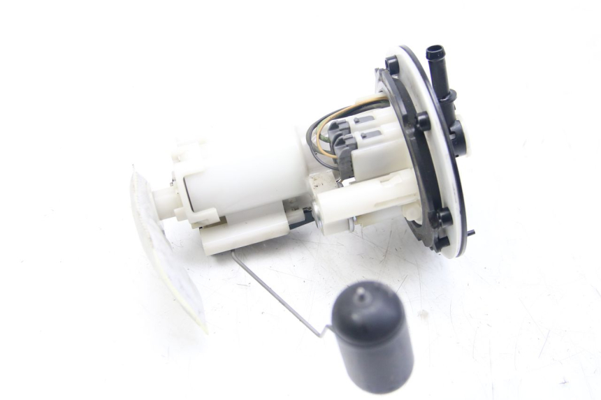 photo de KRAFTSTOFFPUMPE YAMAHA HW XENTER 125 (2011 - 2017) - Technische Nahaufnahme