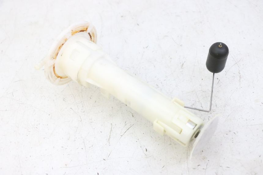 photo de BENZINPUMPE SYM JOYMAX 125 (2010 - 2017) - Details der Befestigungspunkte