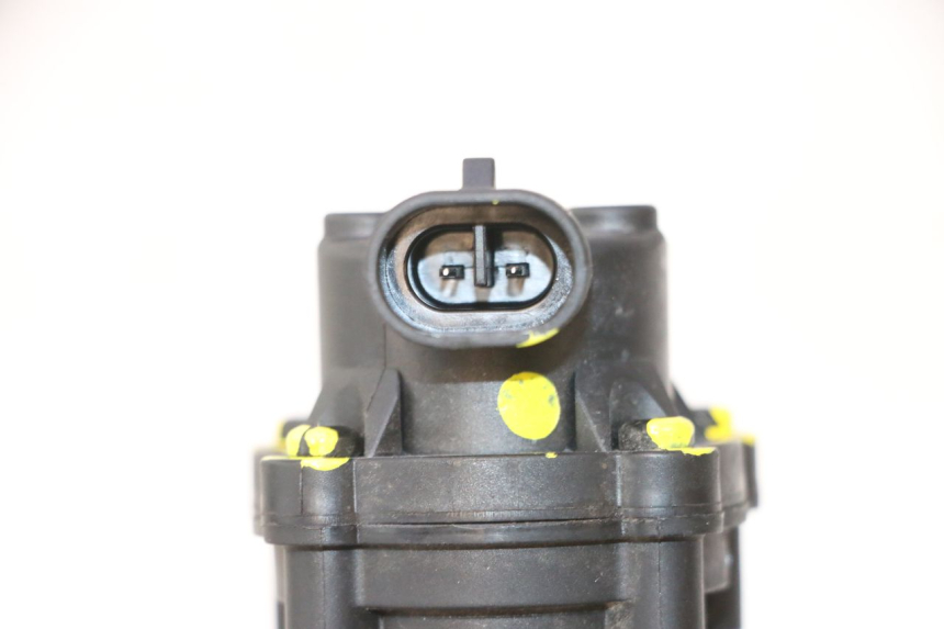 photo de BENZINPUMPE PEUGEOT KISBEE 4T 50 (2023 - 2026) - Technische Nahaufnahme