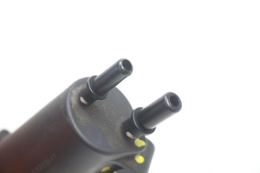 photo de KRAFTSTOFFPUMPE PEUGEOT KISBEE 4T 50 (2018 - 2022) - Oberflächenzustand und Material
