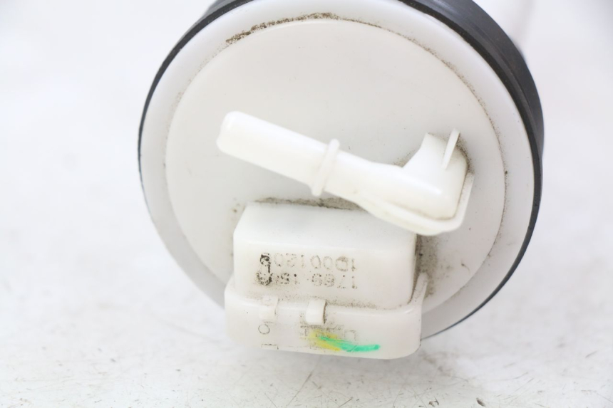 photo de KRAFTSTOFFPUMPE PIAGGIO LIBERTY IGET 4T 50 (2015 - 2020) - Zoom auf Gebrauchszustand