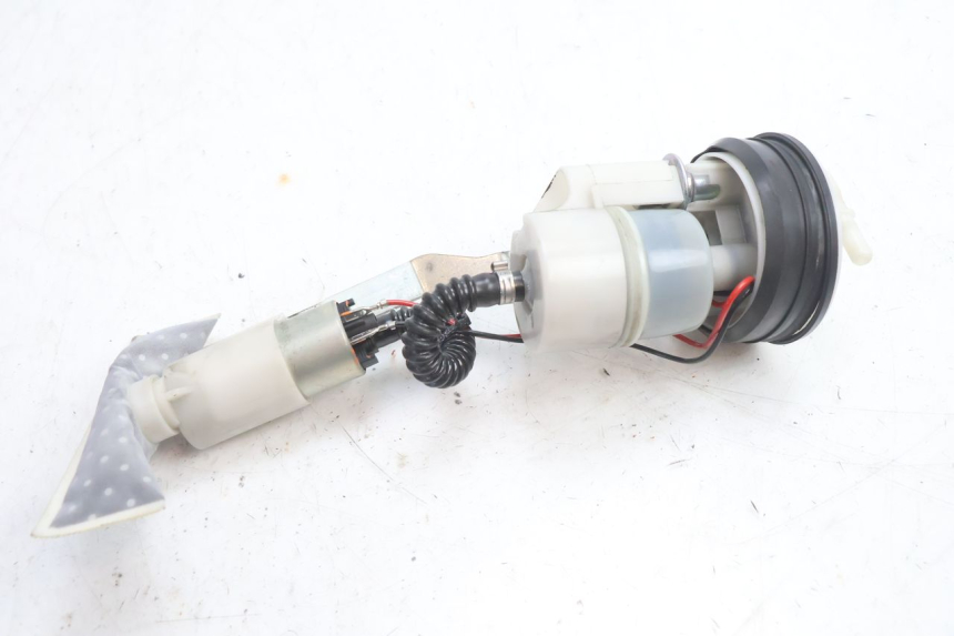 photo de BENZINPUMPE PIAGGIO LIBERTY IGET 4T 50 (2021 - 2025) - Zoom auf Gebrauchszustand