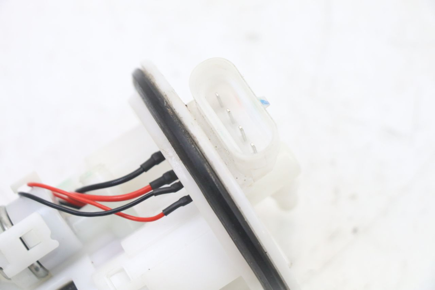 photo de BENZINPUMPE LONGJIA SHARPY 125 (2020 - 2024) - Detailansicht des Bauteils