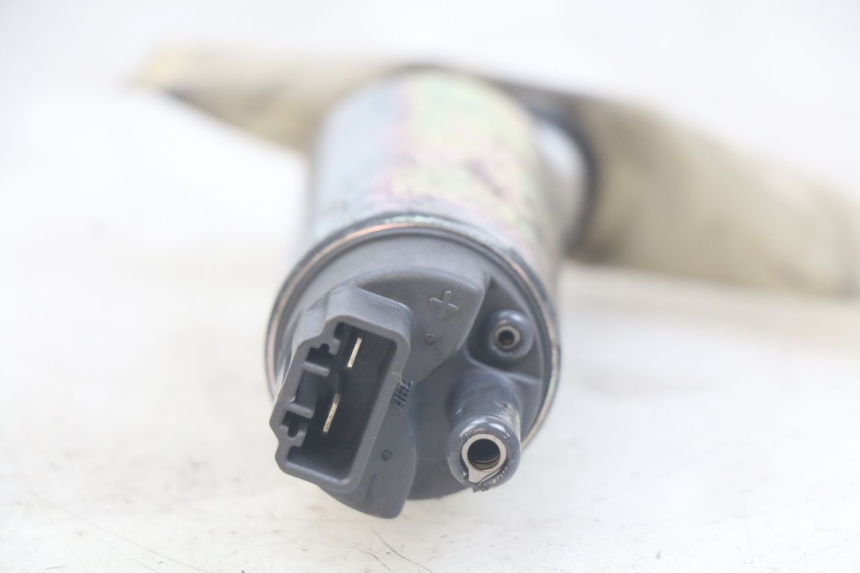 photo de KRAFTSTOFFPUMPE PIAGGIO MP3 LT 400 (2007 - 2012) - Alternative Perspektive