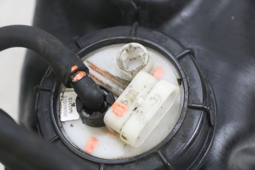 photo de KRAFTSTOFFPUMPE PIAGGIO MP3 LT 400 (2007 - 2012) - Detailansicht des Bauteils