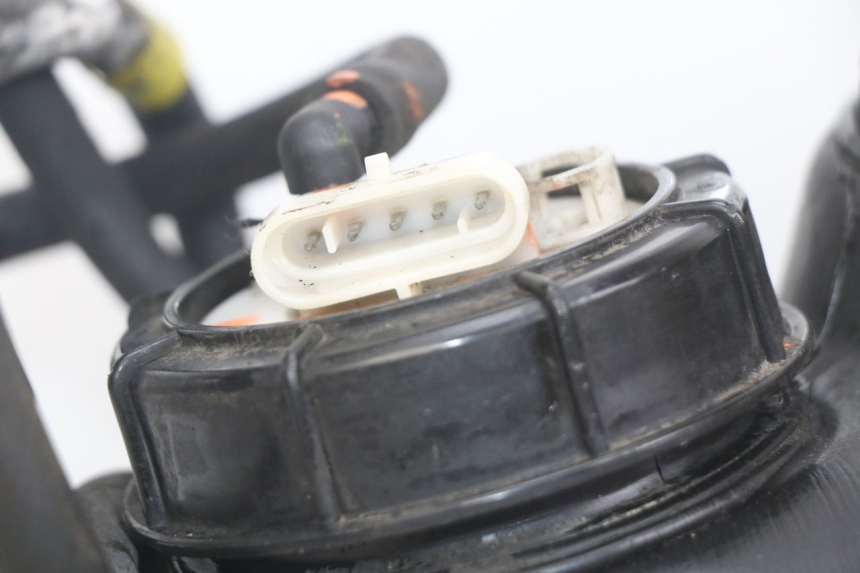 photo de KRAFTSTOFFPUMPE PIAGGIO MP3 LT 400 (2007 - 2012) - Geprüftes Gebrauchtteil