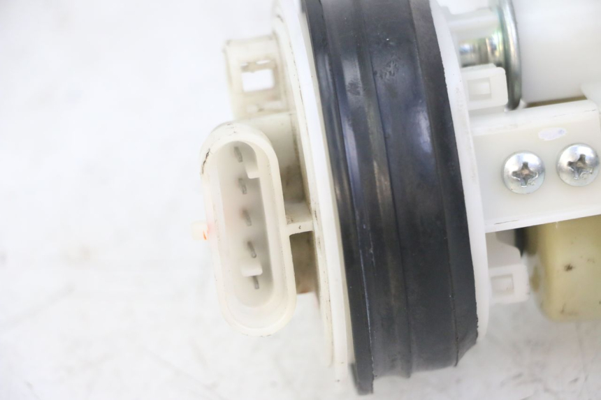 photo de BENZINPUMPE PIAGGIO MP3 LT 300 (2010 - 2016) - Weitere Ansicht des Artikels