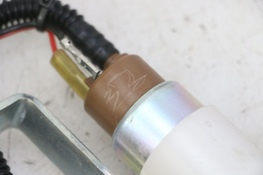 photo de BENZINPUMPE PIAGGIO MP3 LT 300 (2010 - 2016) - Details der Befestigungspunkte