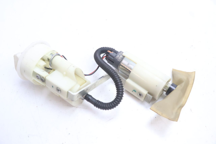 photo de KRAFTSTOFFPUMPE PIAGGIO MP3 LT 400 (2007 - 2012) - Technische Nahaufnahme