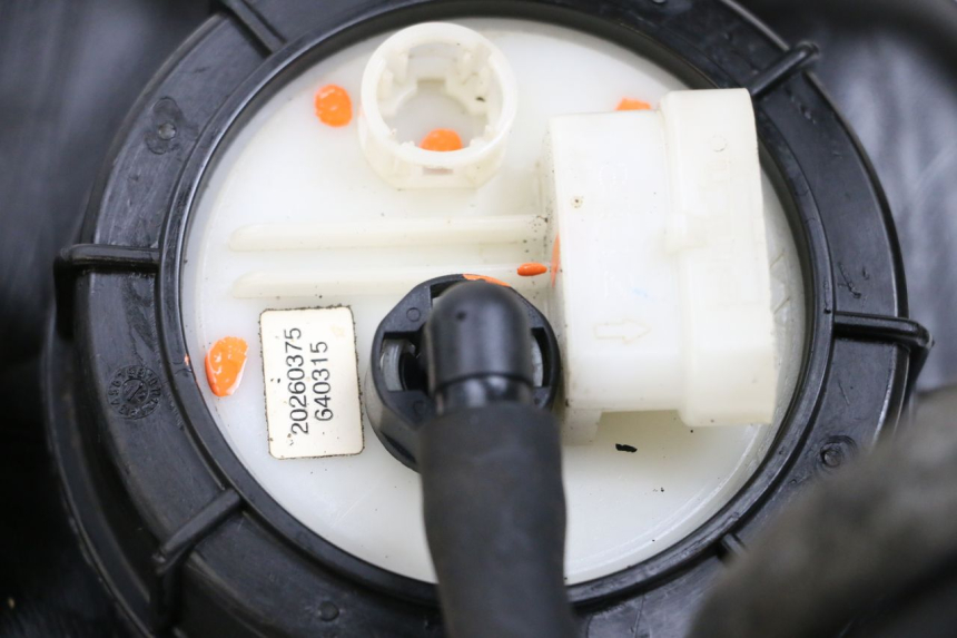 photo de KRAFTSTOFFPUMPE PIAGGIO MP3 500 (2011 - 2015) - Alternative Perspektive