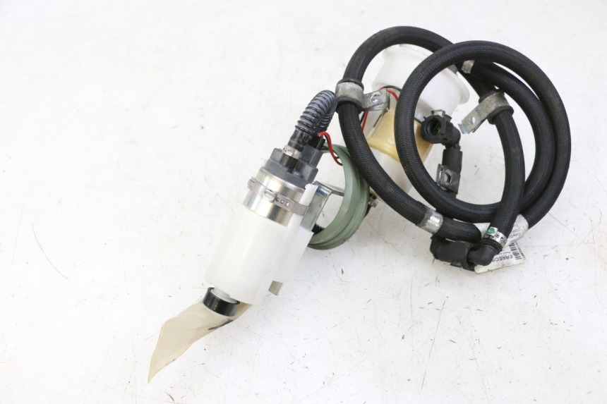 photo de KRAFTSTOFFPUMPE PIAGGIO MP3 500 (2014 - 2017) - Technische Nahaufnahme