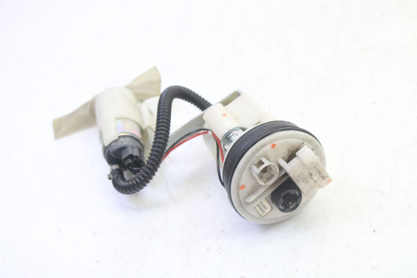 photo de KRAFTSTOFFPUMPE PIAGGIO MP3 500 (2011 - 2015) - Alternative Perspektive