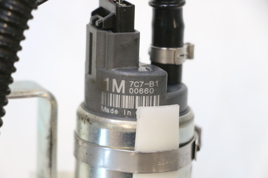 photo de BENZINPUMPE PIAGGIO MP3 500 (2016 - 2018) - Oberflächenzustand und Material