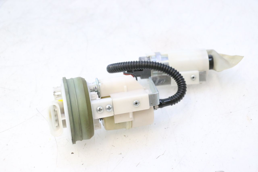 photo de BENZINPUMPE PIAGGIO MP3 500 (2016 - 2018) - Geprüftes Gebrauchtteil