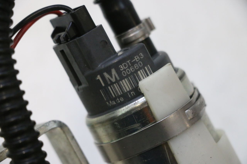 photo de KRAFTSTOFFPUMPE PIAGGIO MP3 500 (2011 - 2015) - Oberflächenzustand und Material
