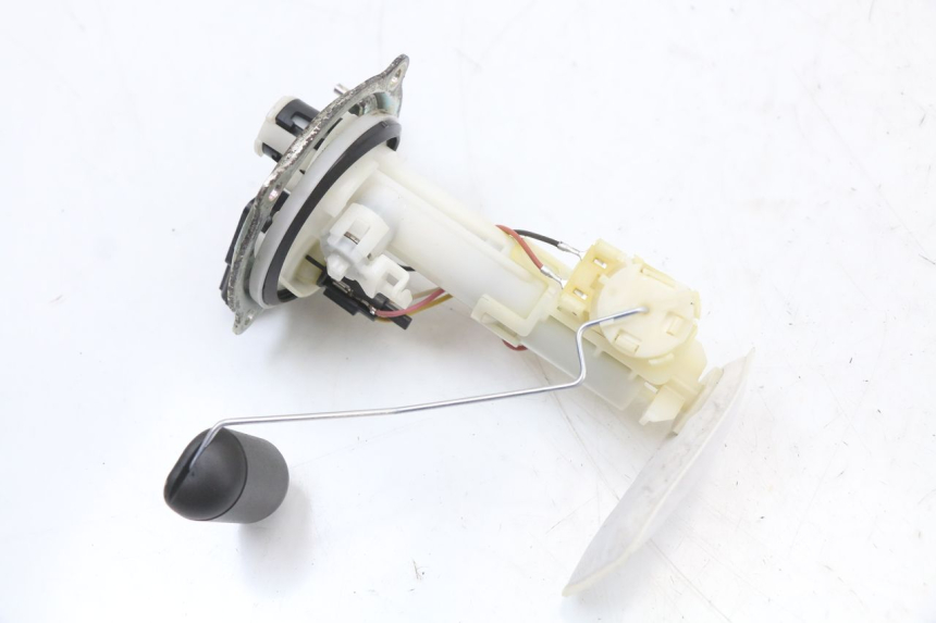 photo de BENZINPUMPE MBK MW TRYPTIK 125 (2014 - 2016) - Zoom auf Gebrauchszustand