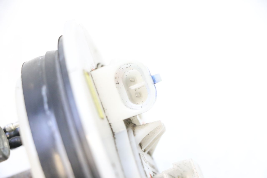 photo de KRAFTSTOFFPUMPE YAMAHA NEOS NEO'S 4T 50 (2008 - 2016) - Zoom auf Gebrauchszustand