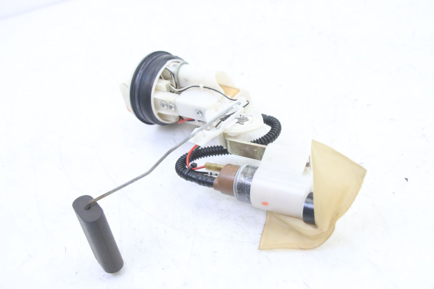 photo de BENZINPUMPE GILERA NEXUS 125 (2009 - 2013) - Details der Befestigungspunkte