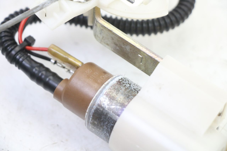 photo de BENZINPUMPE GILERA NEXUS 125 (2009 - 2013) - Oberflächenzustand und Material