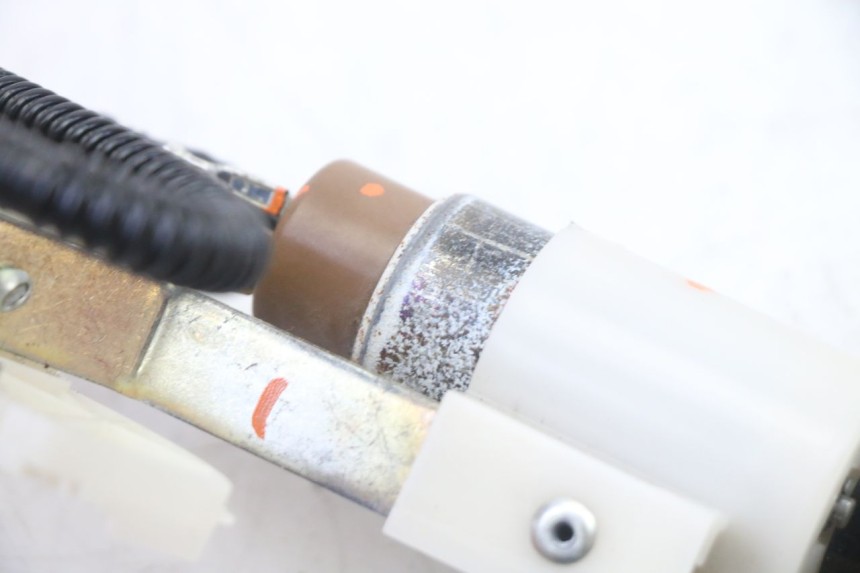 photo de BENZINPUMPE GILERA NEXUS 125 (2009 - 2013) - Geprüftes Gebrauchtteil