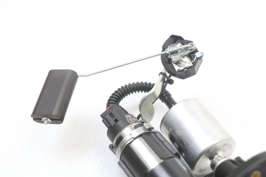 photo de KRAFTSTOFFPUMPE MOTO GUZZI NORGE 8V GT 1200 (2011 - 2016) - Technische Nahaufnahme