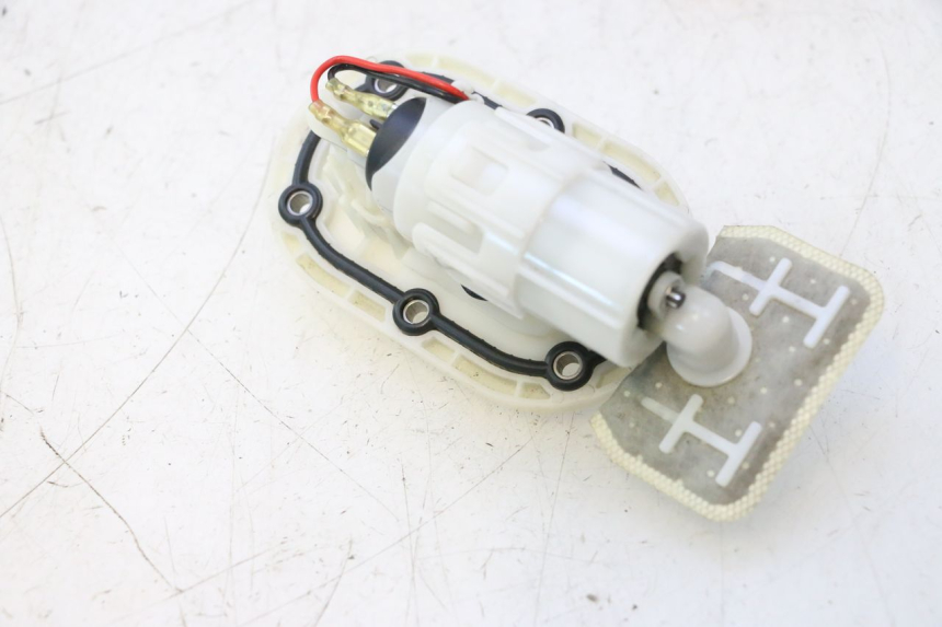 photo de BENZINPUMPE JM MOTORS OLDIES 4T 50 (2020 - 2026) - Gesamtansicht des Produkts