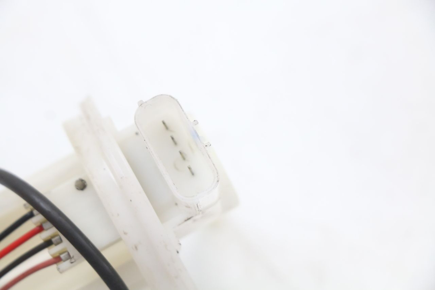 photo de KRAFTSTOFFPUMPE HONDA PCX (JF28) 125 (2009 - 2011) - Zoom auf Gebrauchszustand