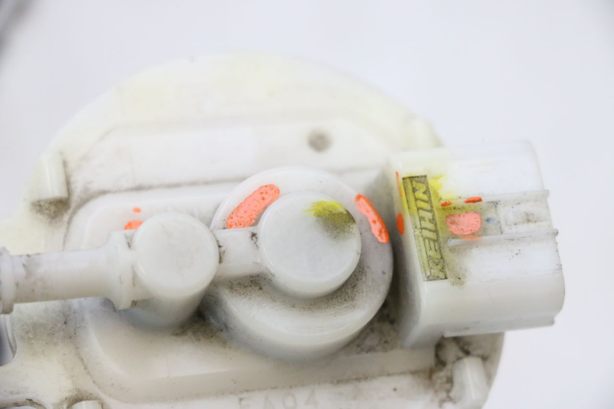 photo de BENZINPUMPE HONDA PCX (JF57/JF64) 125 (2014 - 2018) - Alternative Perspektive