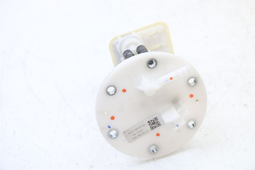 photo de BENZINPUMPE PEUGEOT TWEET 4T 50 (2023 - 2025) - Zoom auf Gebrauchszustand