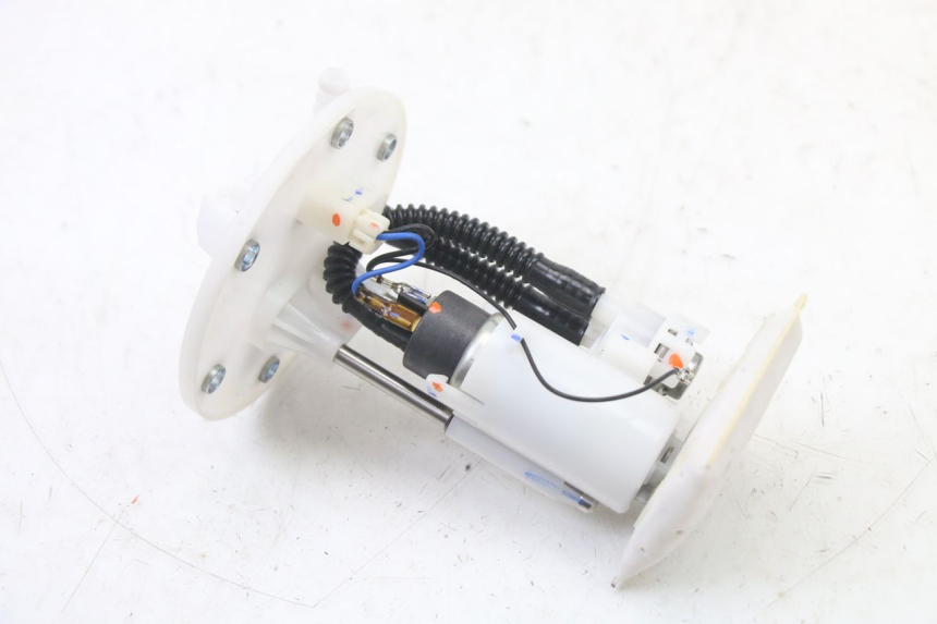 photo de BENZINPUMPE PEUGEOT TWEET 4T 50 (2023 - 2025) - Technische Nahaufnahme