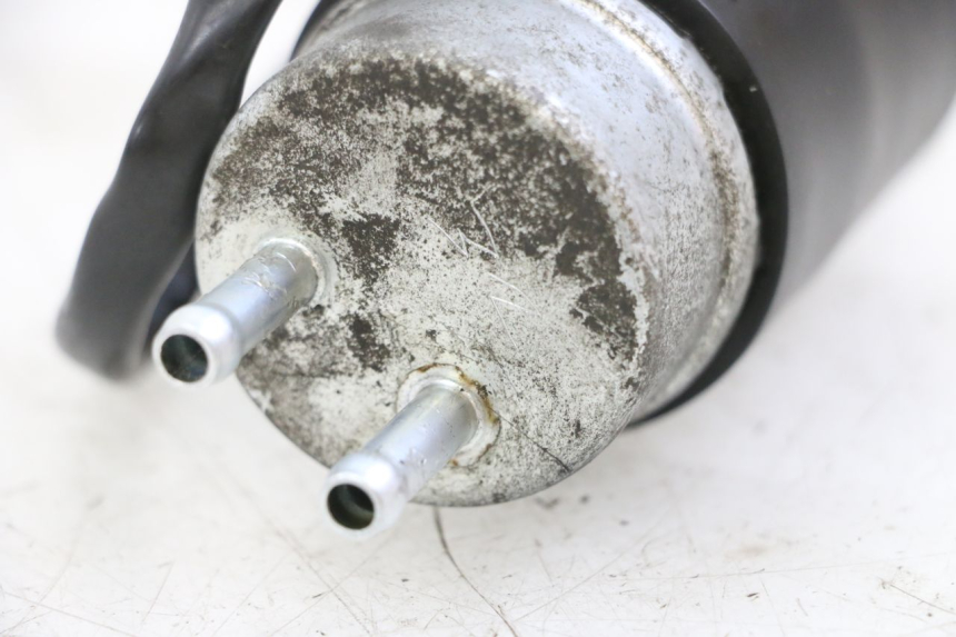 photo de BENZINPUMPE PIAGGIO VESPA LX 150 (2005 - 2013) - Zoom auf Gebrauchszustand