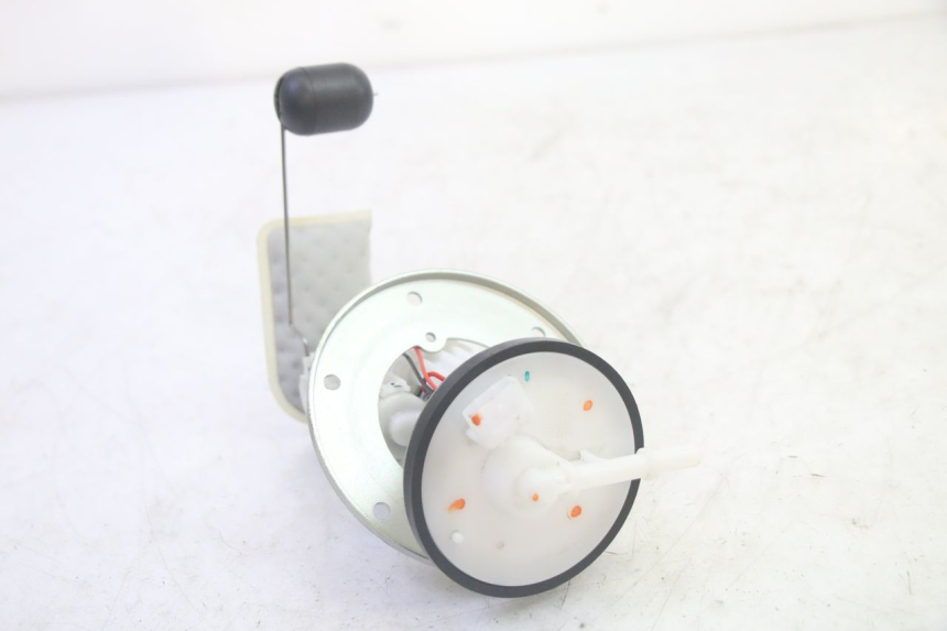 photo de BENZINPUMPE JM MOTORS SANTANA EVO 50 (2024 - 2026) - Alternative Perspektive