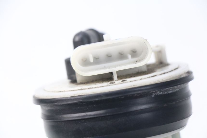 photo de BENZINPUMPE PEUGEOT SATELIS 300 (2012 - 2015) - Alternative Perspektive