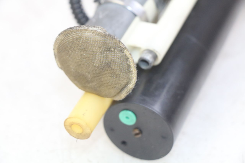 photo de KRAFTSTOFFPUMPE PEUGEOT SATELIS 125 (2006 - 2009) - Zoom auf Gebrauchszustand