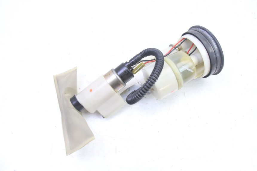 photo de BENZINPUMPE PEUGEOT SATELIS 250 (2006 - 2012) - Technische Nahaufnahme