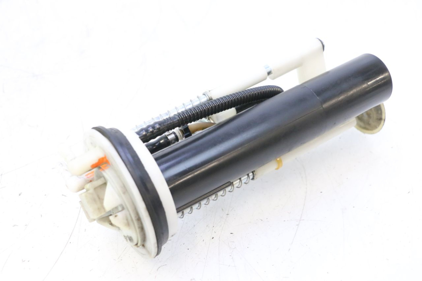 photo de KRAFTSTOFFPUMPE PEUGEOT SATELIS 125 (2006 - 2009) - Details der Befestigungspunkte