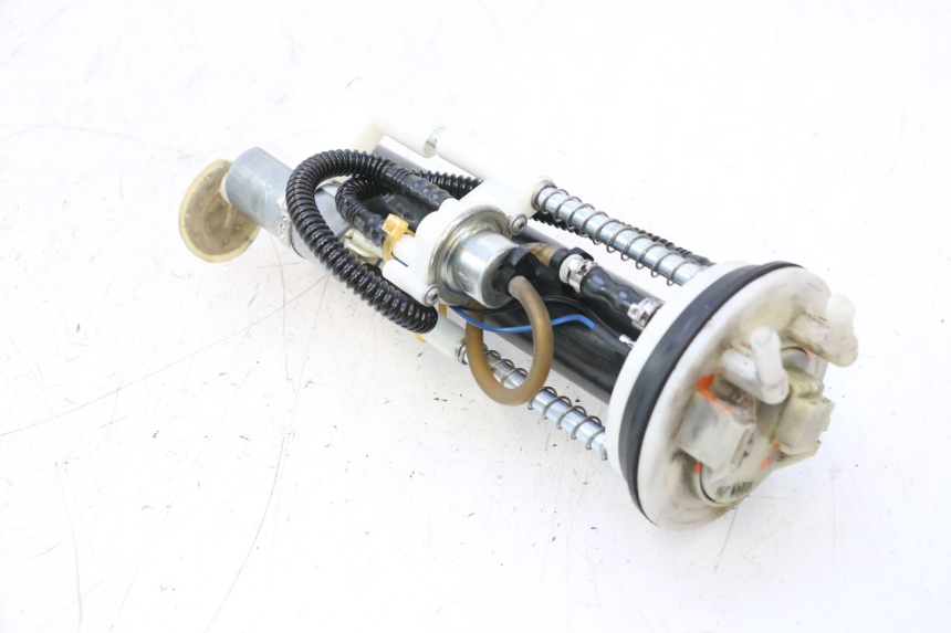 photo de KRAFTSTOFFPUMPE PEUGEOT SATELIS 125 (2006 - 2009) - Oberflächenzustand und Material