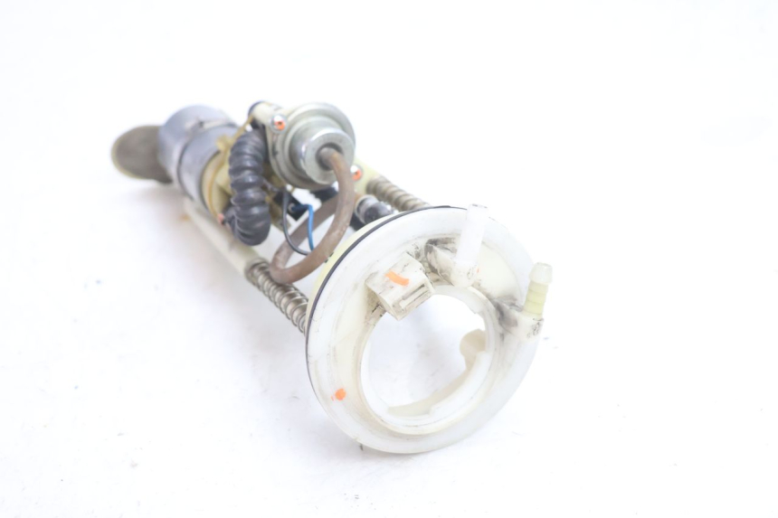 photo de KRAFTSTOFFPUMPE PEUGEOT SATELIS 125 (2006 - 2009) - Detailansicht des Bauteils