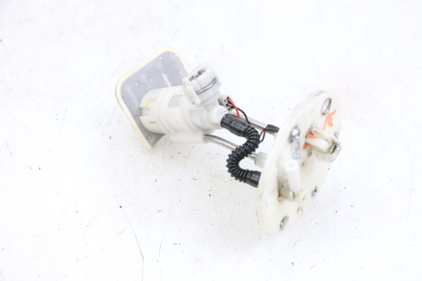 photo de BENZINPUMPE PEUGEOT SPEEDFIGHT 4 4T EFI 50 (2021 - 2025) - Details der Befestigungspunkte