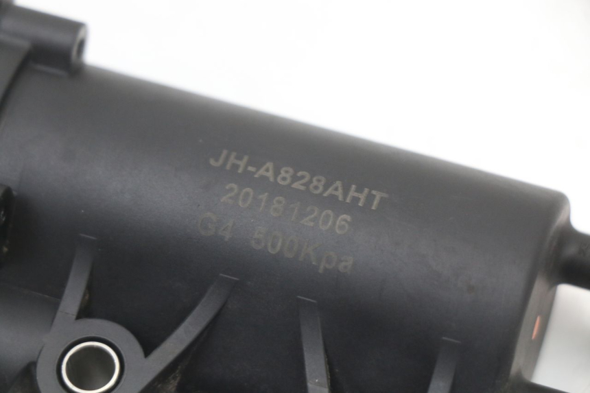 photo de BENZINPUMPE PEUGEOT STREETZONE I 2T 50 (2018 - 2020) - Gesamtansicht des Produkts