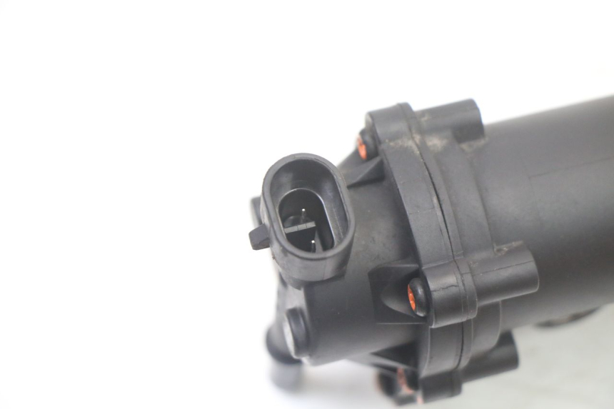 photo de BENZINPUMPE PEUGEOT STREETZONE I 2T 50 (2018 - 2020) - Technische Nahaufnahme