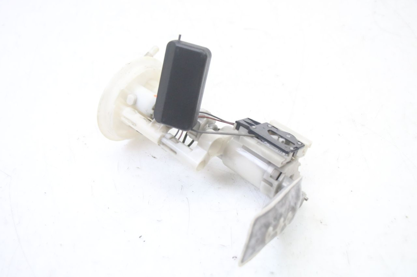 photo de BENZINPUMPE SUZUKI BURGMAN 125 (2015 - 2017) - Gesamtansicht des Produkts