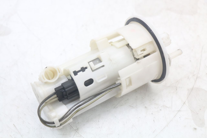 photo de KRAFTSTOFFPUMPE YAMAHA TDM ABS 900 (2002 - 2014) - Gesamtansicht des Produkts