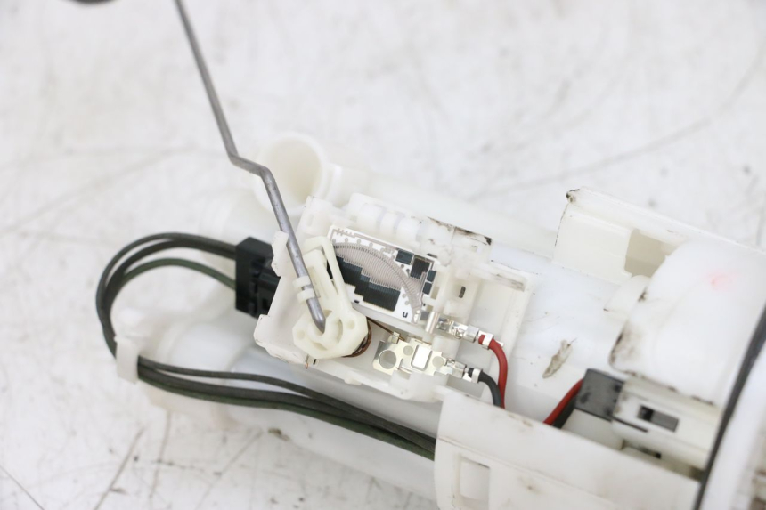 photo de BENZINPUMPE YAMAHA TDM ABS 900 (2002 - 2014) - Geprüftes Gebrauchtteil