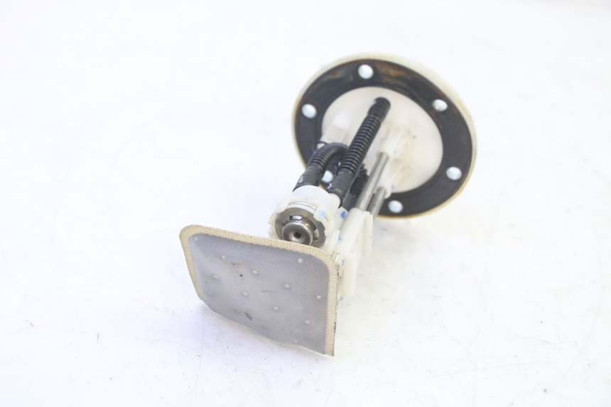 photo de BENZINPUMPE PEUGEOT TWEET PRO CARGO 50 (2018 - 2022) - Details der Befestigungspunkte