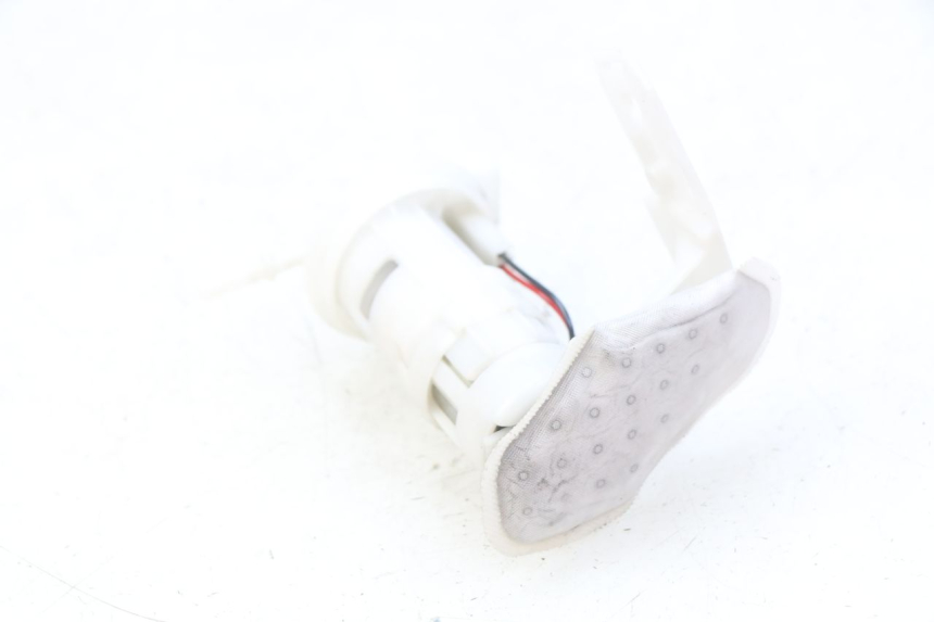 photo de KRAFTSTOFFPUMPE PIAGGIO VESPA GTS IGET ABS 125 (2017 - 2023) - Zoom auf Gebrauchszustand