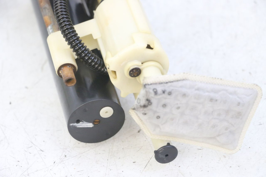 photo de KRAFTSTOFFPUMPE YAMAHA X-MAX XMAX 125 (2010 - 2013) - Zoom auf Gebrauchszustand