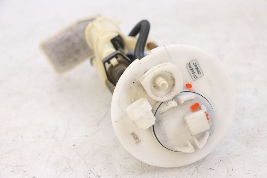 photo de KRAFTSTOFFPUMPE YAMAHA X-MAX XMAX 125 (2010 - 2013) - Alternative Perspektive